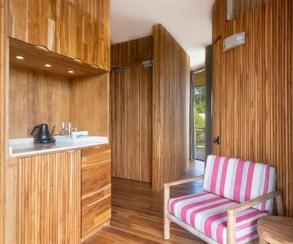 Suitree Experience Hotel 4*